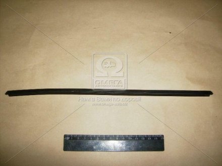 Резинка (лента) щетки стеклоочистителя (330 мм) БРТ СЛ193-5205902Р