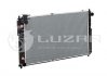 Радиатор охлаждения Carnival 2.5 (98-) АКПП (LRc 08158) Luzar