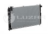 Радиатор охлаждения Carnival 2.5 (98-) МКПП (LRc 08C5) Luzar