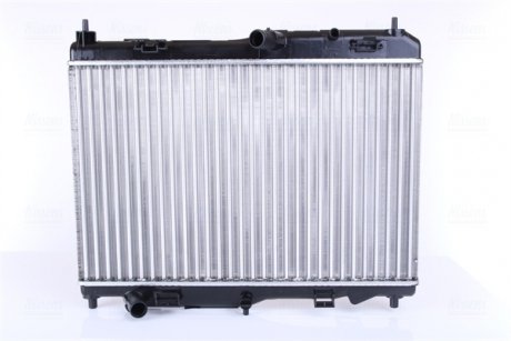 Радиатор охлаждения FORD B-MAX (CB2) (12-)/ FORD FIESTA VI (CB1) (08-) NISSENS 69233 (фото 1)