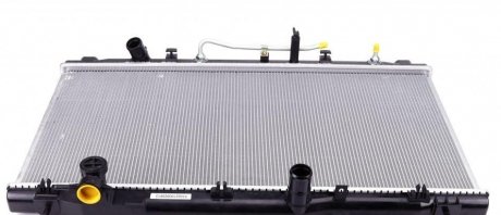 Радиатор системы охлаждения двигателя NRF 53922 (фото 1)