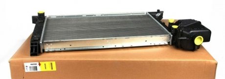 Радіатор охолодження MB Sprinter 2.2-2.7CDI 00-06 NRF 55348A (фото 1)